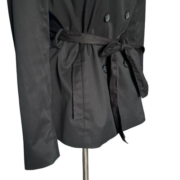 Brooks Brothers Black Double Breasted Belted Short Trench Coat | Size 2 - Picture 7 of 10